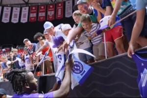 重磅杭州临平吴越vs江西庐山全场录像_重磅杭州临平吴越vs江西庐山全场录像在线观看_免费看直播