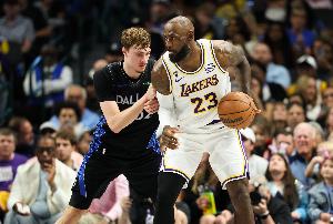 NBA老鹰vs凯尔特人比赛回放_NBA老鹰vs凯尔特人比赛回放在线观看_免费看直播