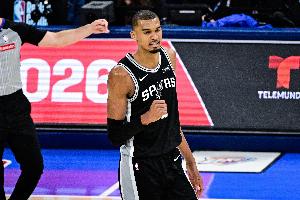 火爆WNBA西雅图风暴vs亚特兰大梦想全场录像_火爆WNBA西雅图风暴vs亚特兰大梦想全场录像在线观看_免费看直播