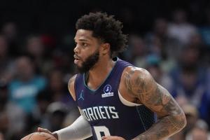 重磅NBA雄鹿vs黄蜂直播_重磅NBA雄鹿vs黄蜂直播在线观看_免费看直播