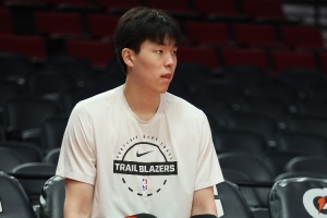 最新NBA马刺vs雄鹿直播_最新NBA马刺vs雄鹿直播在线观看_免费看直播